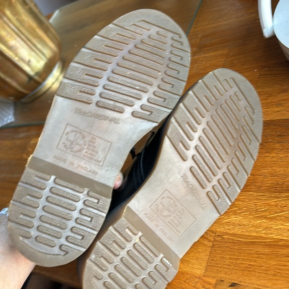 Gently worn Dr Martens youth 3 - Picture 7 of 7